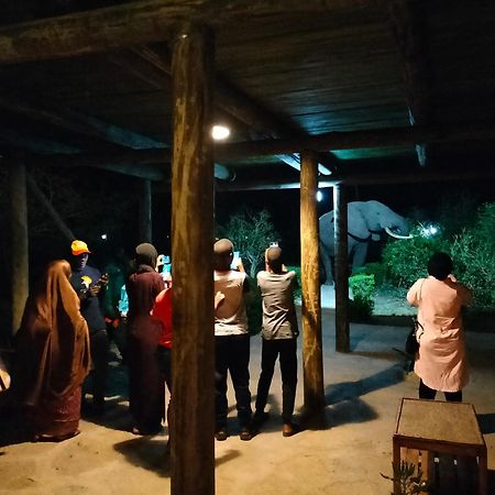 Engiri Game Lodge And Campsite Katunguru Εξωτερικό φωτογραφία