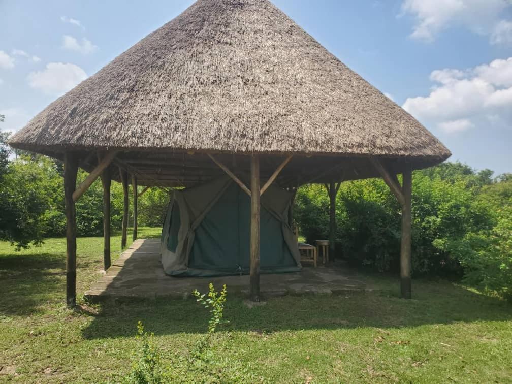 Engiri Game Lodge And Campsite Katunguru Εξωτερικό φωτογραφία