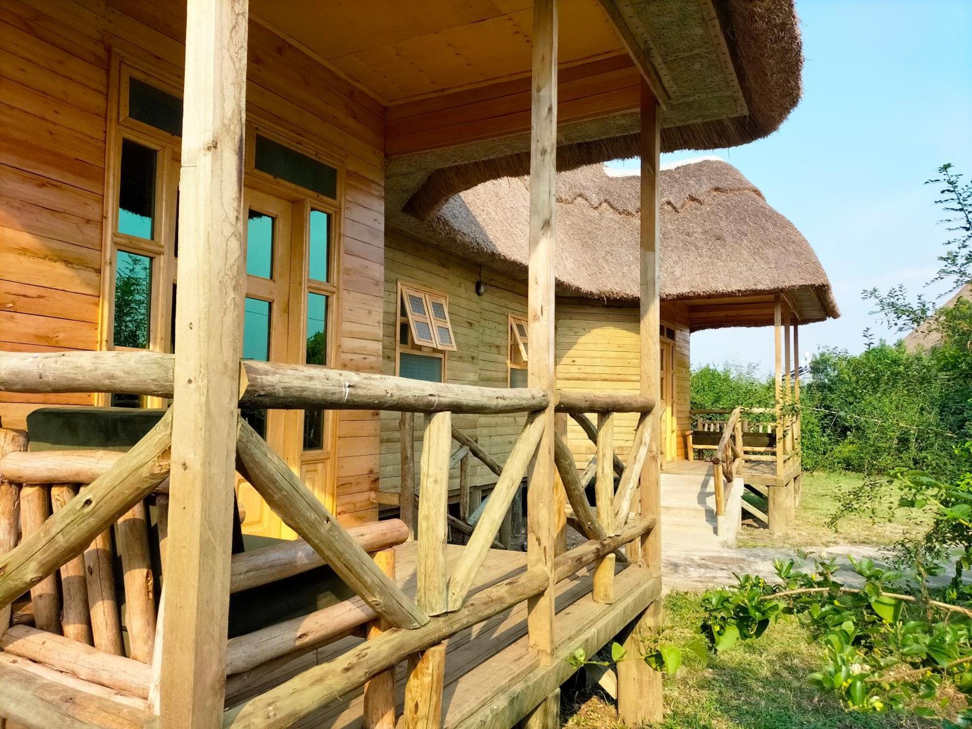 Engiri Game Lodge And Campsite Katunguru Εξωτερικό φωτογραφία